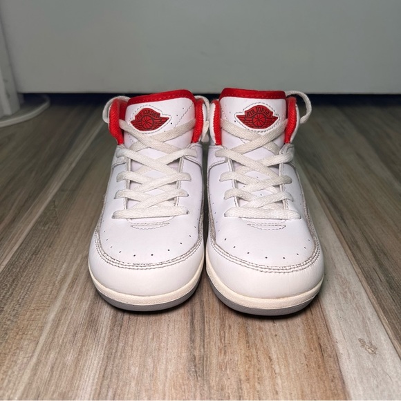 Nike AIR Jordan 2 Retro DQ8563-101 White Red Green Toddler Size 10C - Picture 2 of 10
